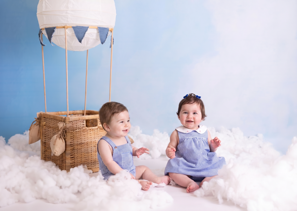 baby photography hot air balloon set up theme blue first birthday sitter milestone amman jordan twins studio indoor photoshoot