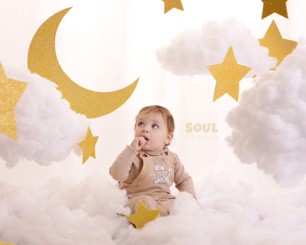 dreamy stars clouds sky dreams moon light white golden children baby sitter ramadan princess fairy
